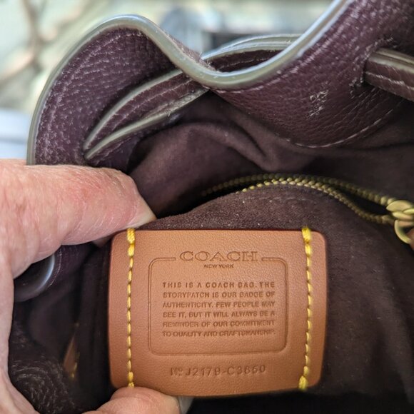 Coach Field Bucket Bag in Colorblock with Coach Badge C3850 - Rare - Picture 8 of 9